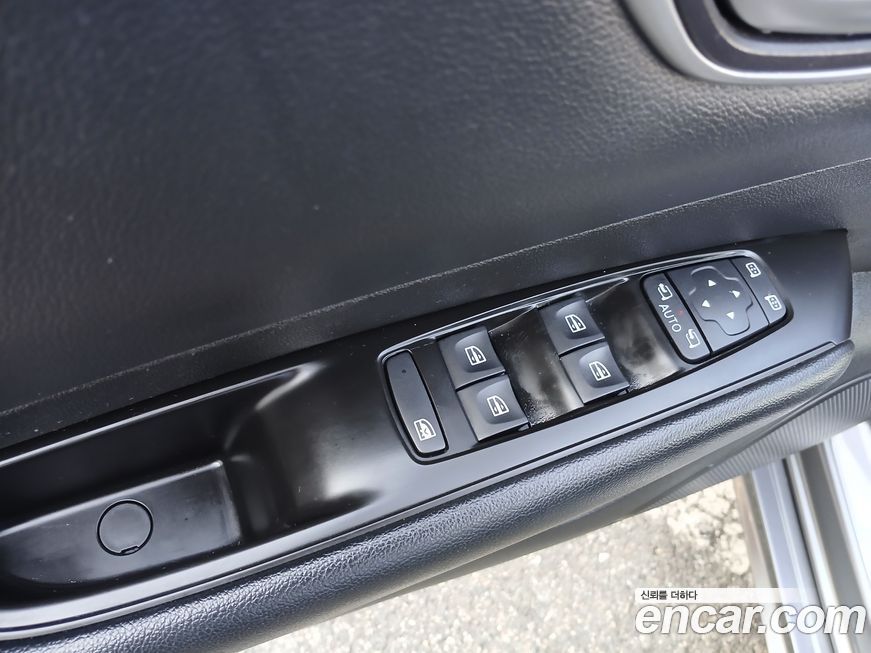 Renault-KoreaSamsung SM6 2017