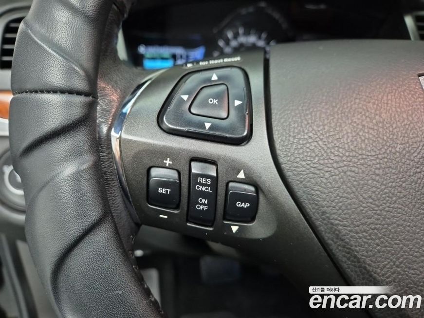 Lincoln MKS 2016