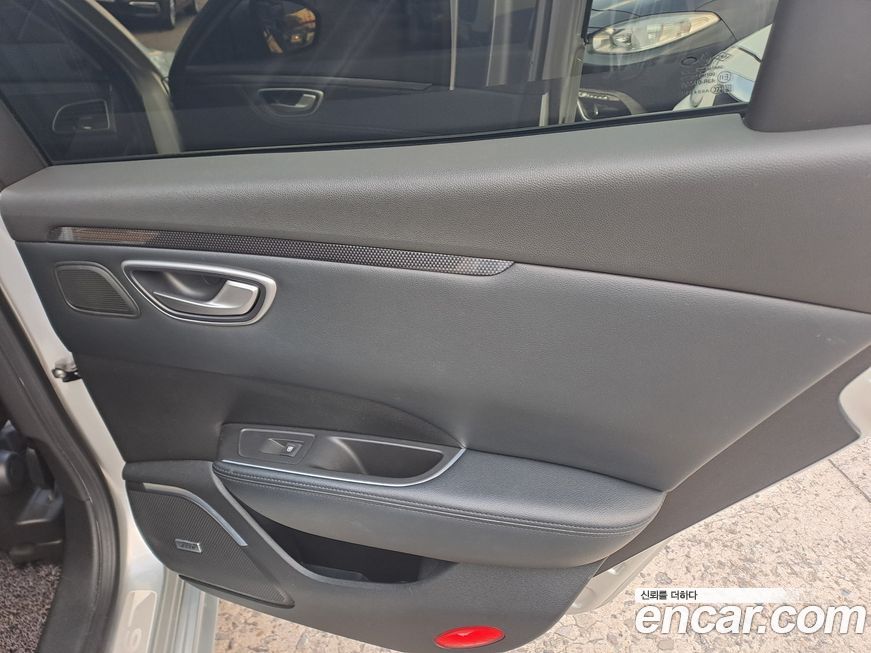 Renault-KoreaSamsung SM6 2016