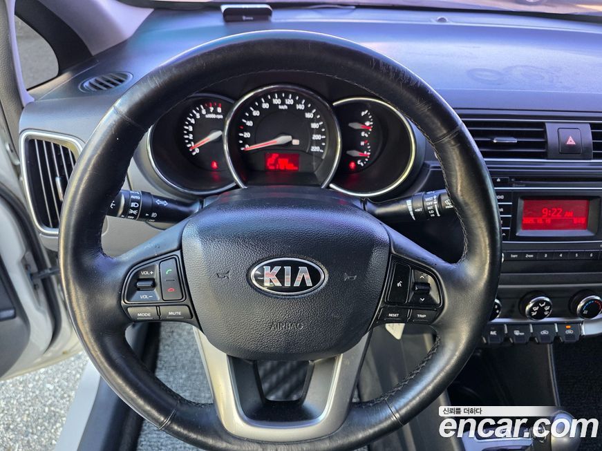 Kia pride 2016
