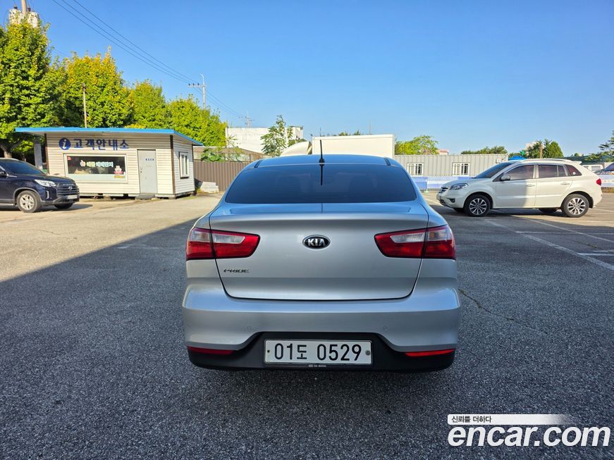Kia pride 2016