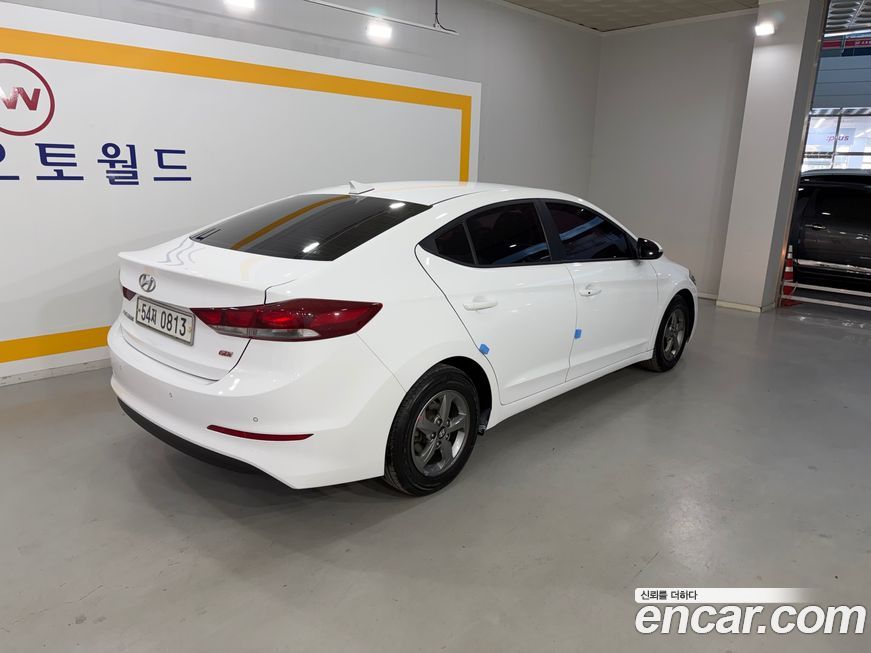 Hyundai AVANTE 2017