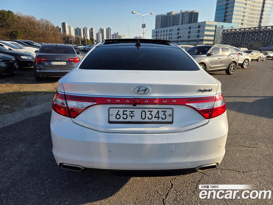 Hyundai Grandeur 2016