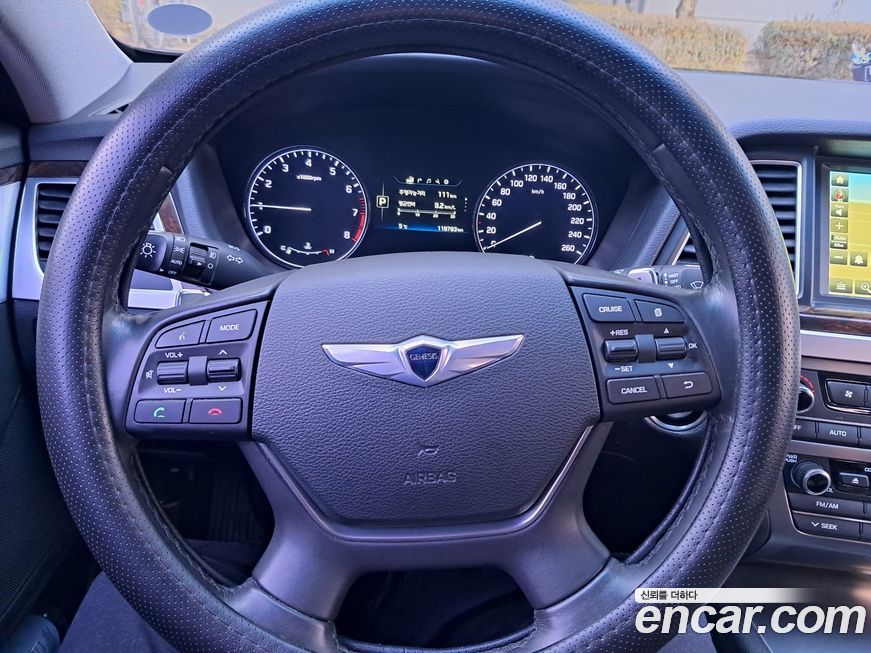 Hyundai Genesis 2016