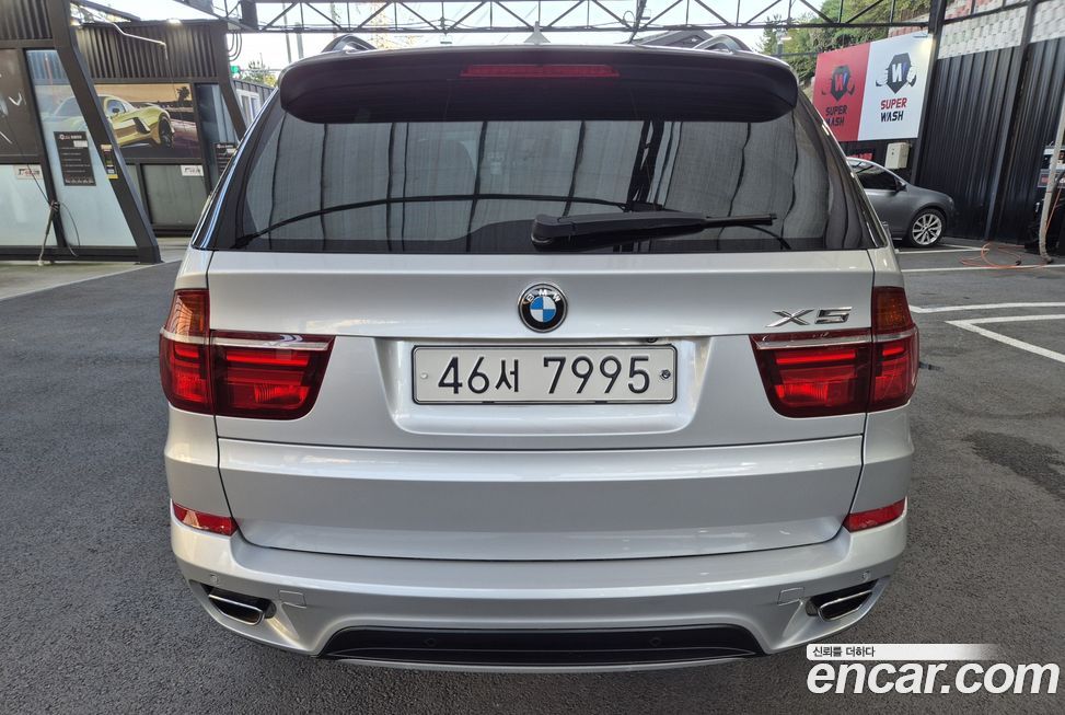 BMW X5 2011