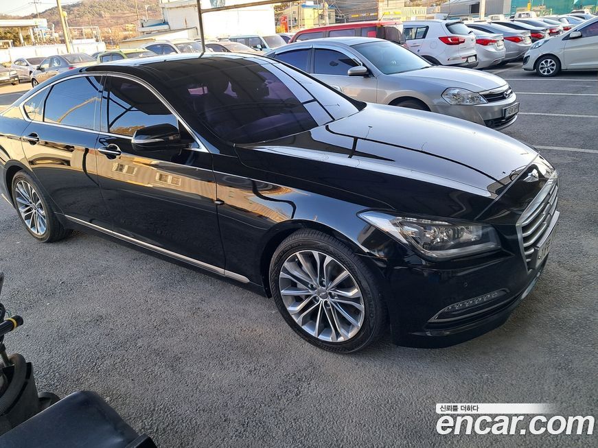 Hyundai Genesis 2016