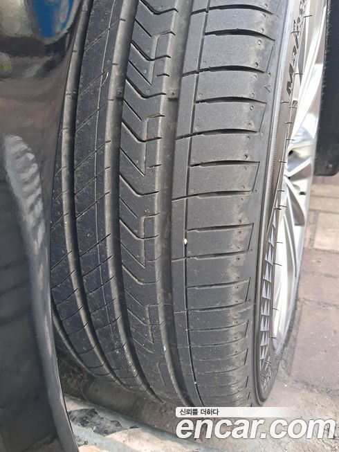 Hyundai Genesis 2016