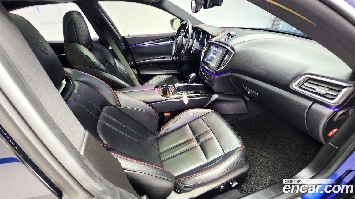 Maserati Ghibli 2017