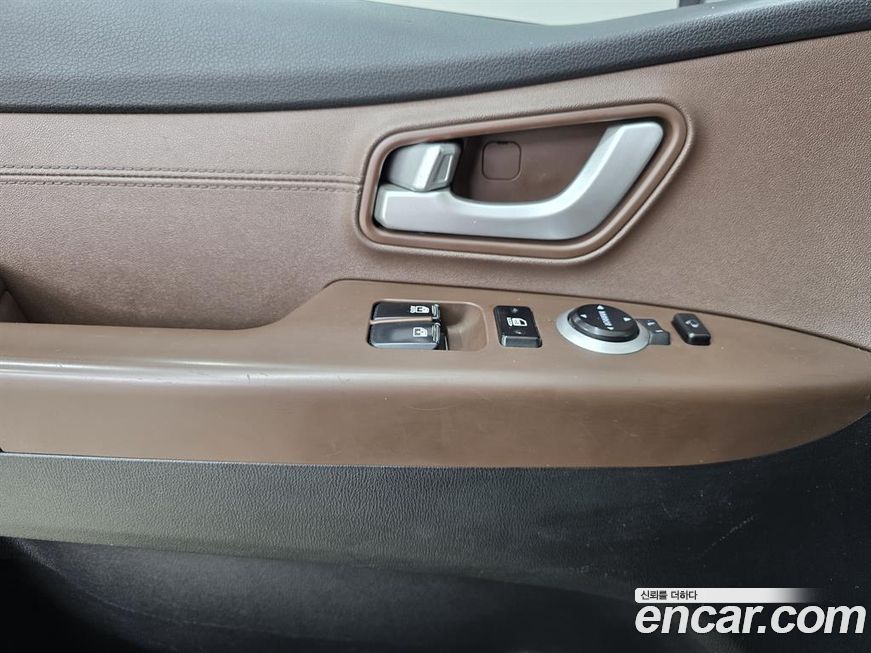 Hyundai Starex 2020