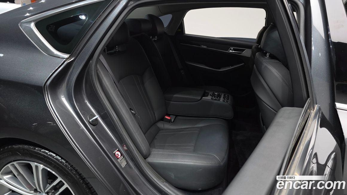 Genesis G80 2018