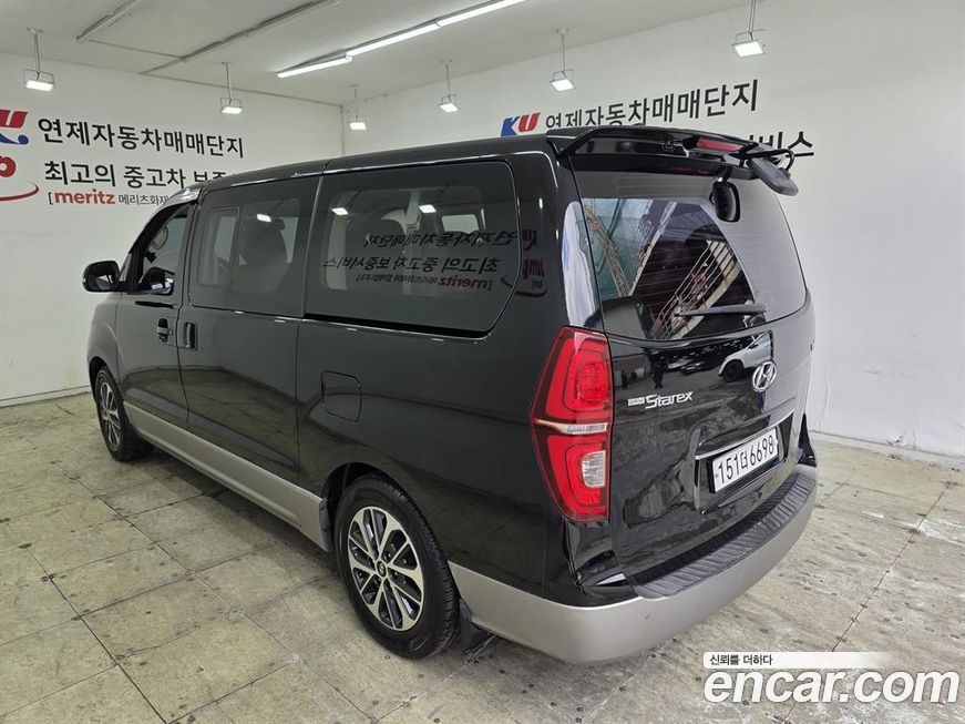 Hyundai Starex 2020