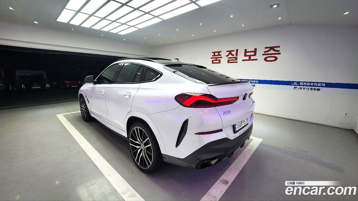 BMW X6 2022