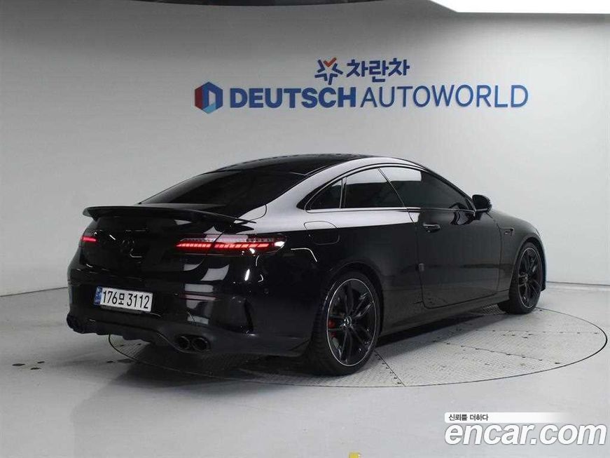 Mercedes-Benz E-Class 2023