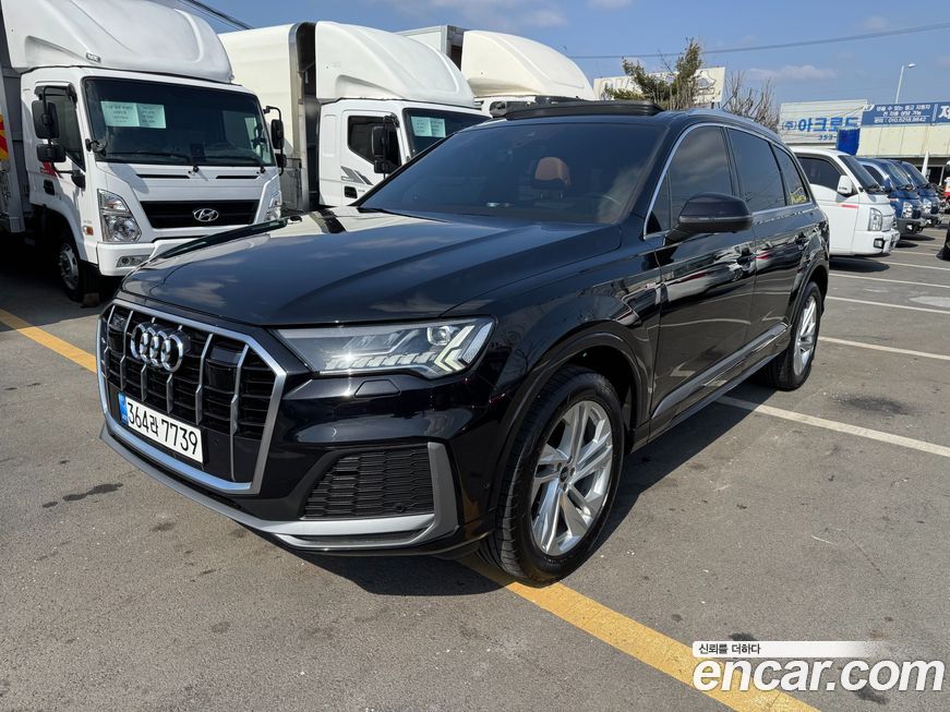 Audi Q7 2021