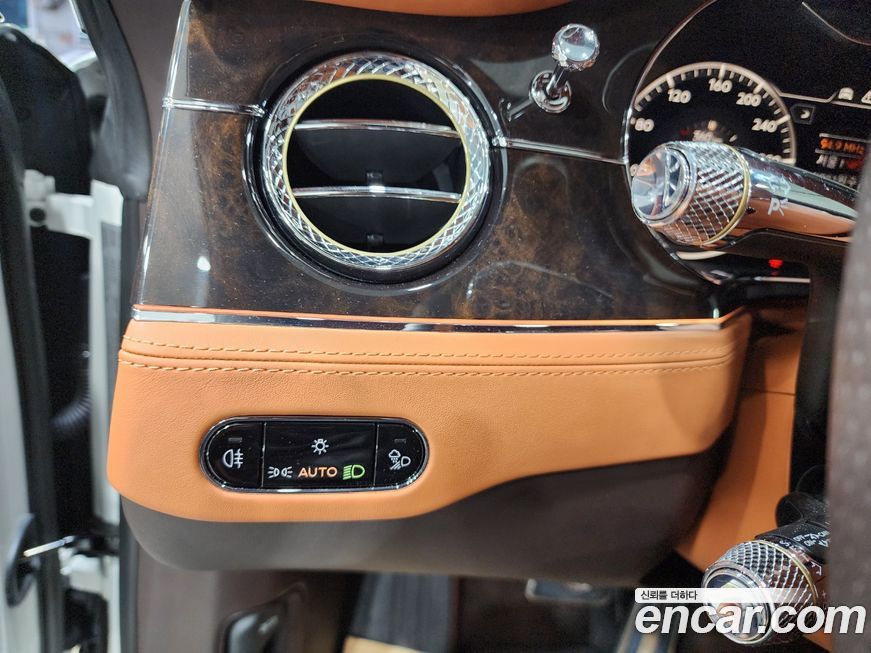 Bentley Continental 2022