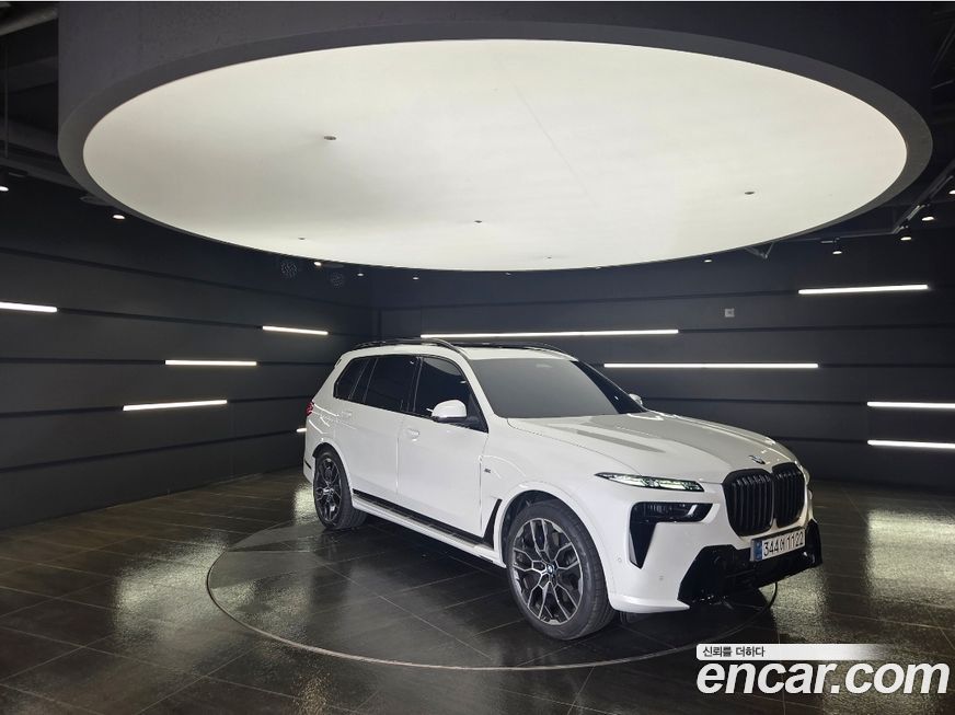 BMW X7 2025