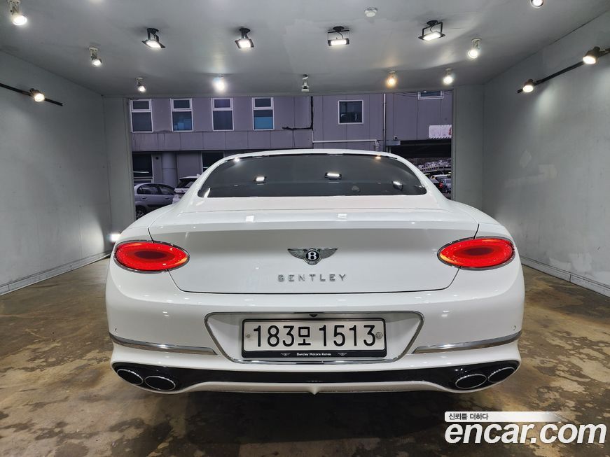 Bentley Continental 2022