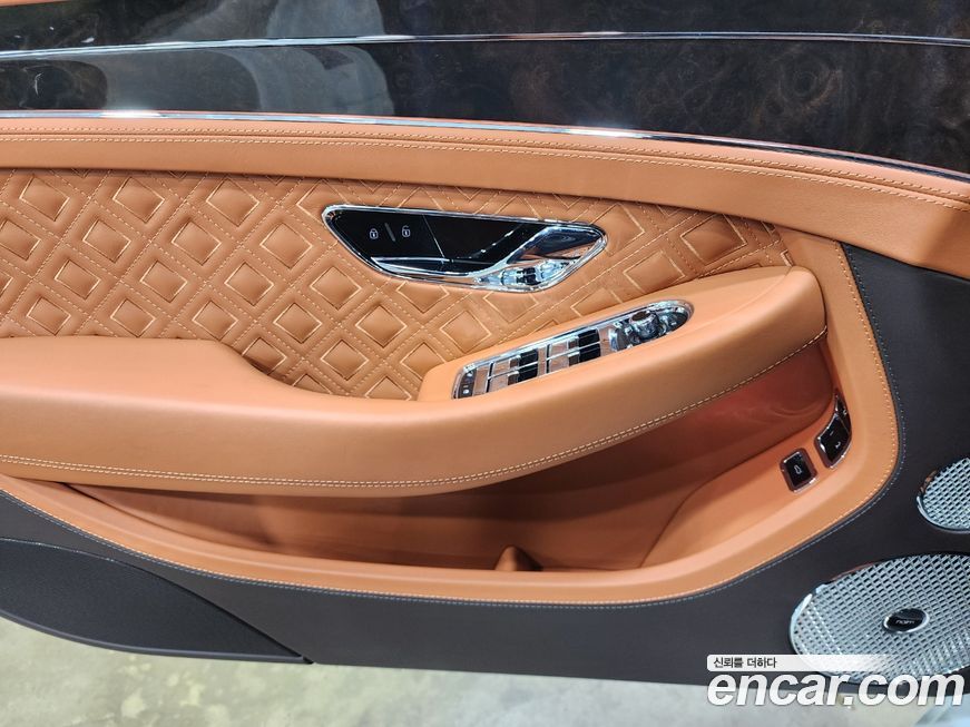 Bentley Continental 2022