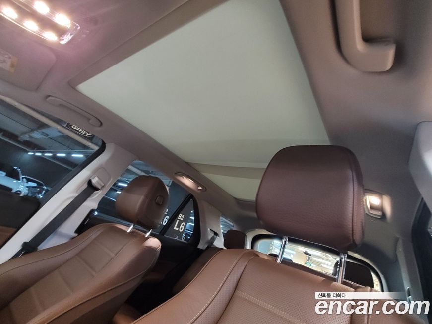 Mercedes-Benz GLE-Class 2025