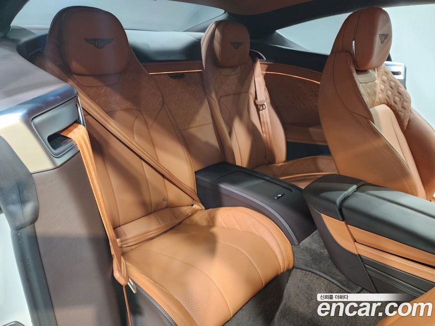 Bentley Continental 2022
