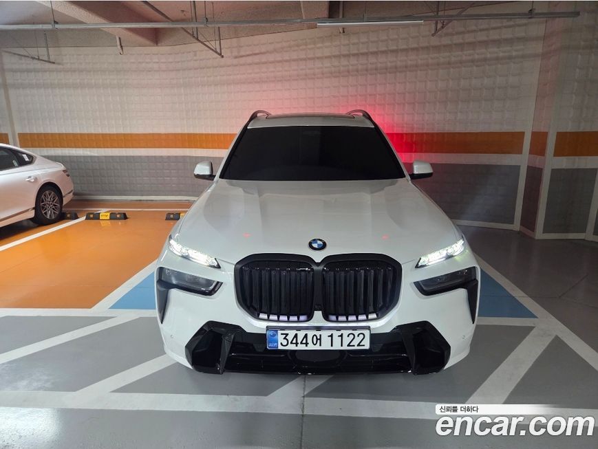 BMW X7 2025