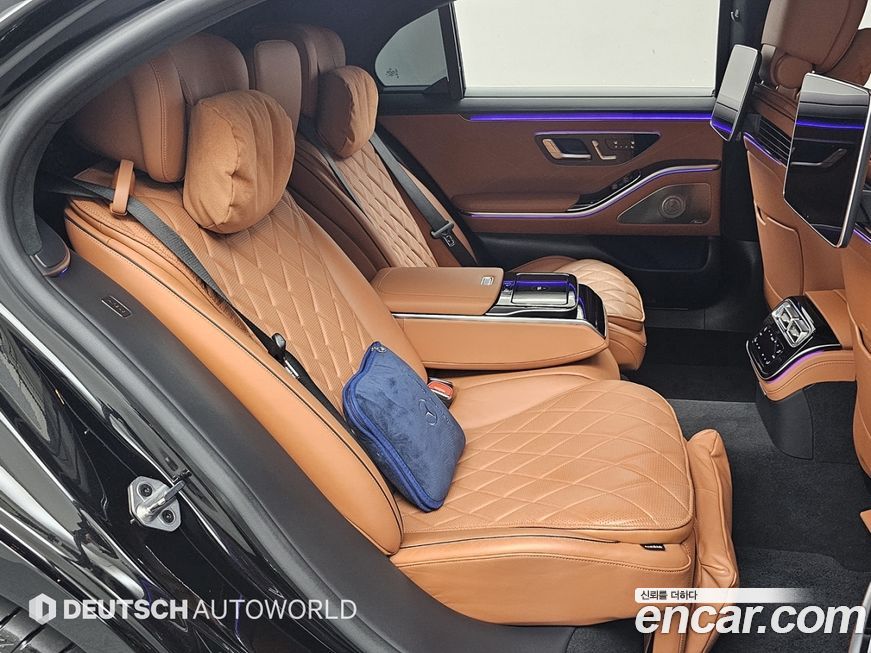 Mercedes-Benz S-Class 2023