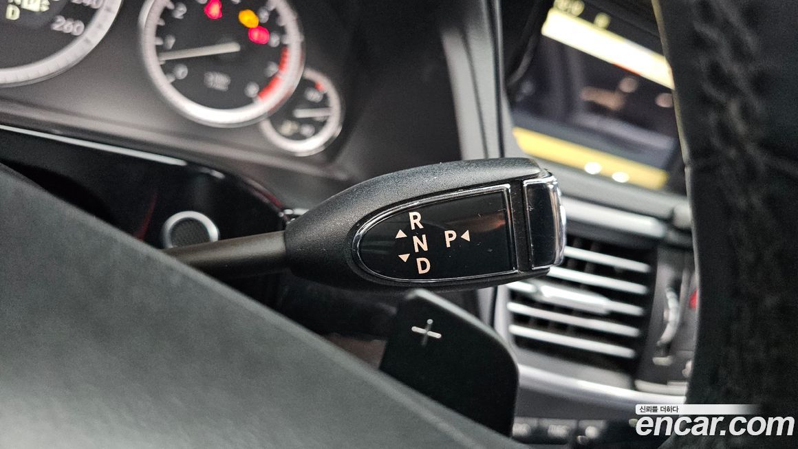 Mercedes-Benz E-Class 2010