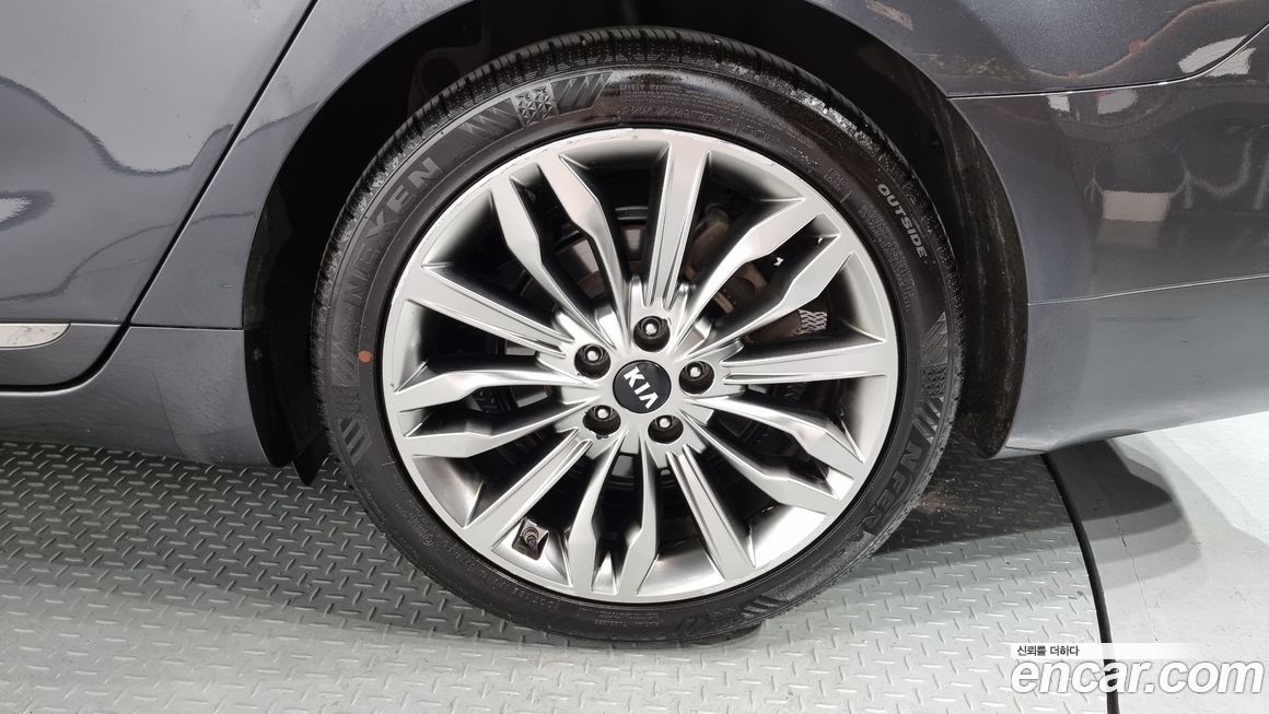 Kia K7 2020
