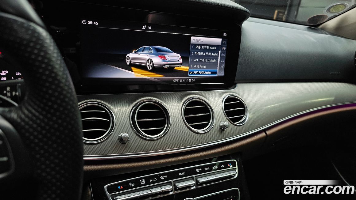 Mercedes-Benz E-Class 2018