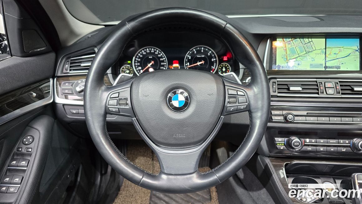 BMW 5-Series 2015