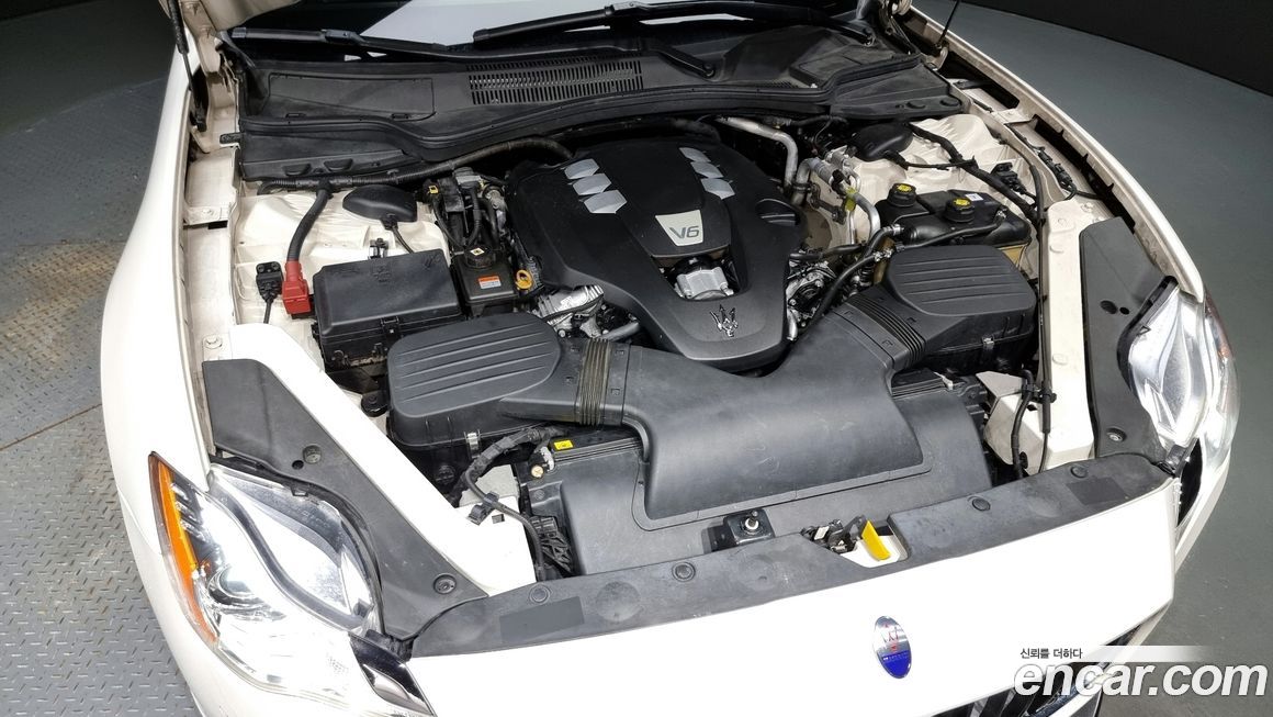 Maserati Quattroporte 2016