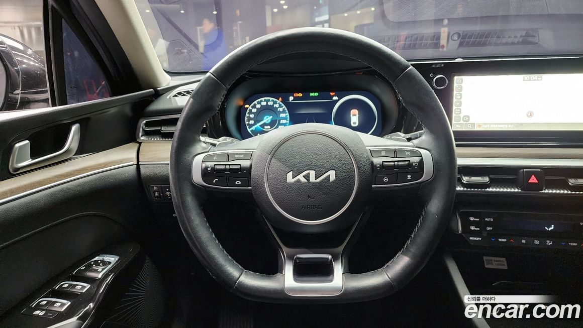 Kia K5 2023