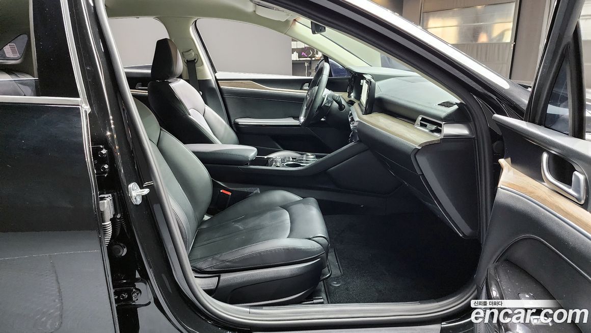 Kia K5 2023