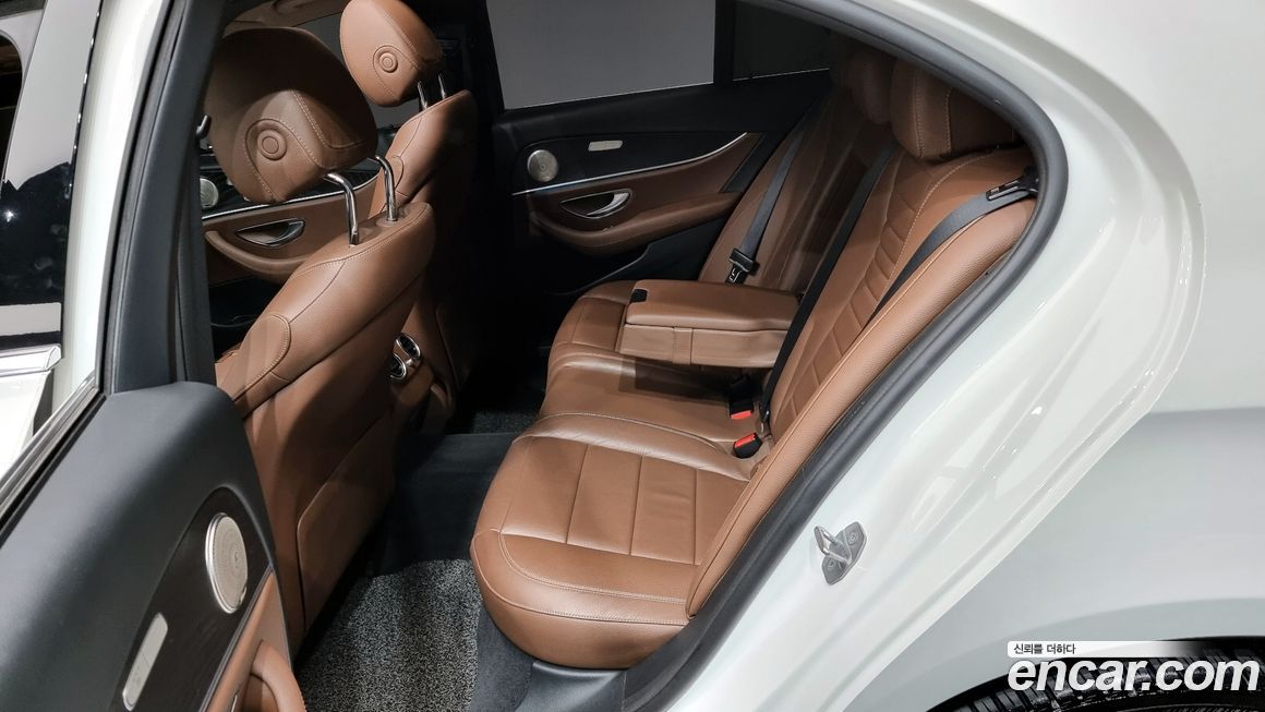 Mercedes-Benz E-Class 2018