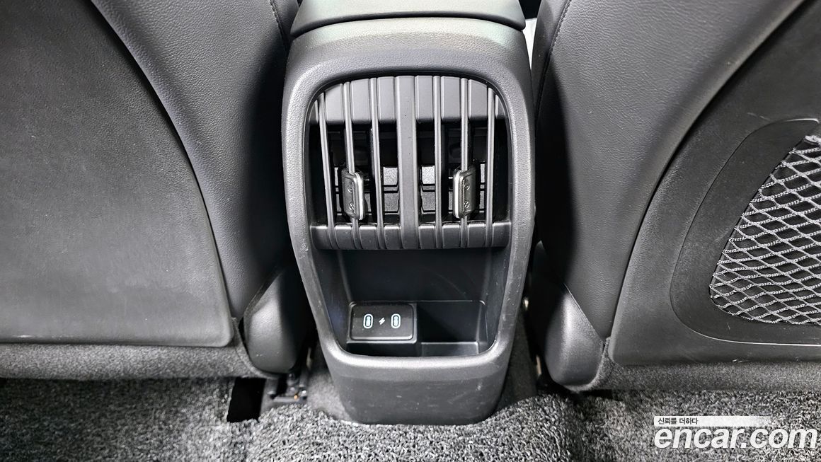 Hyundai Kona 2025