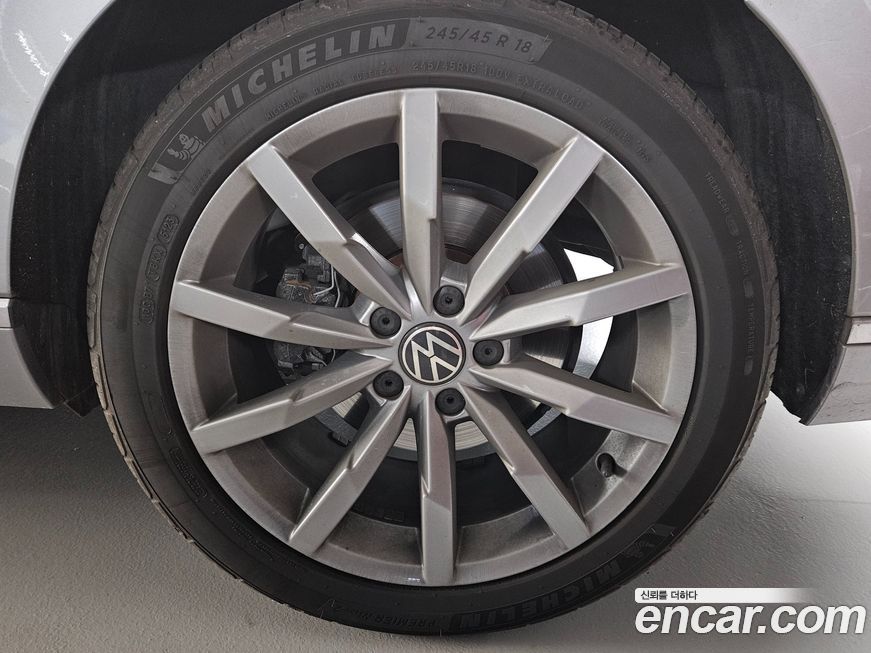 Volkswagen Passat 2021