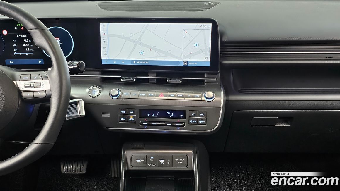 Hyundai Kona 2025