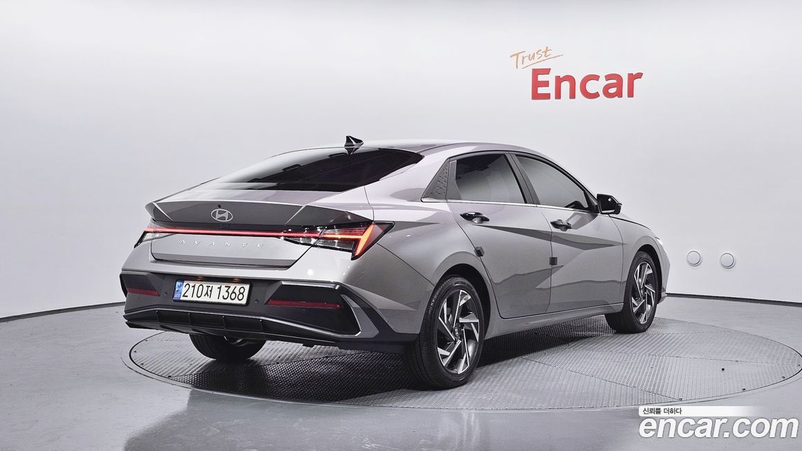 Hyundai AVANTE 2024