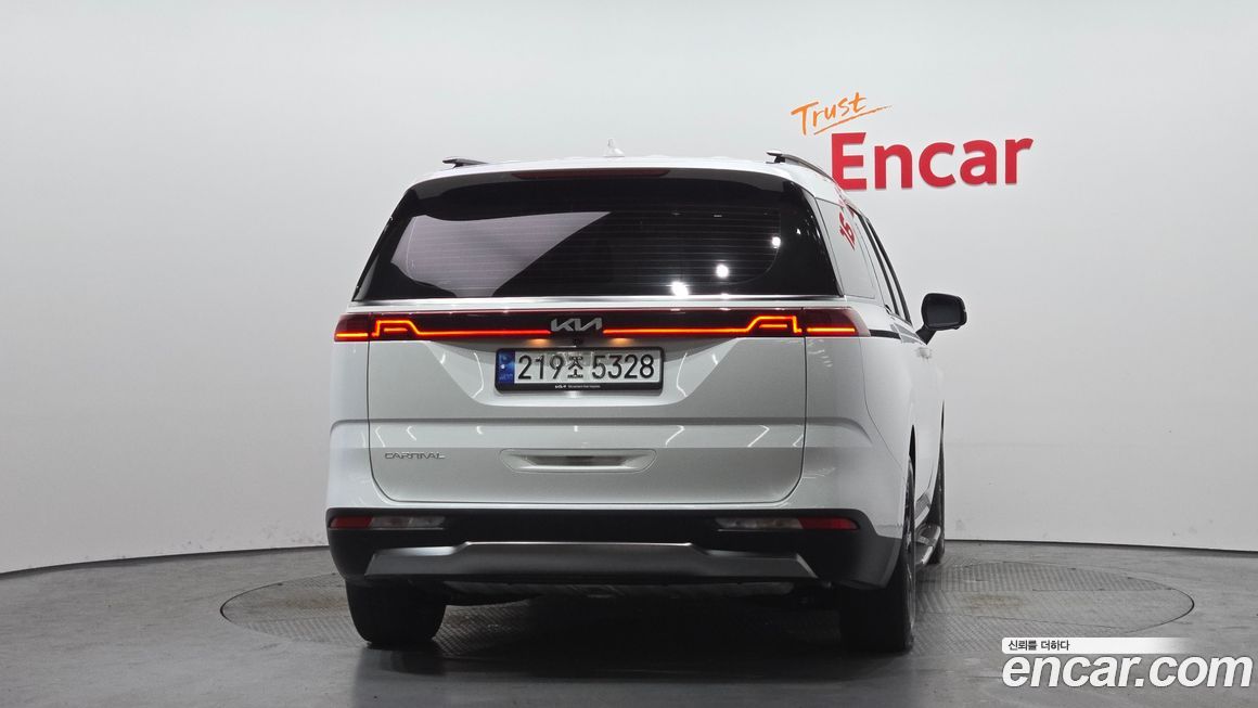 Kia Canival 2023
