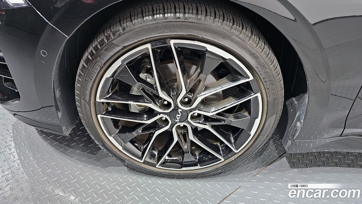 Kia K5 2023