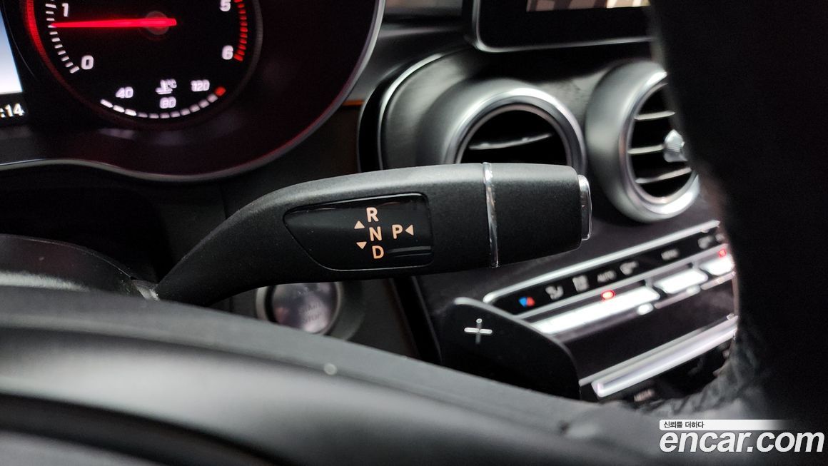 Mercedes-Benz GLC-Class 2016