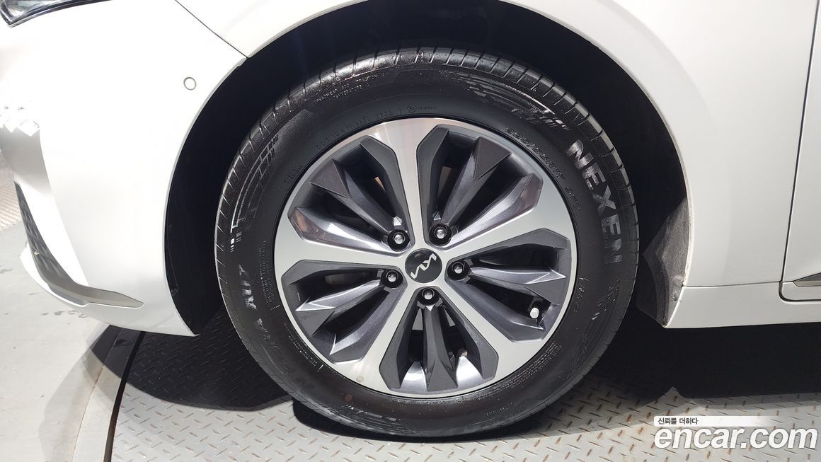 Kia K8 2023