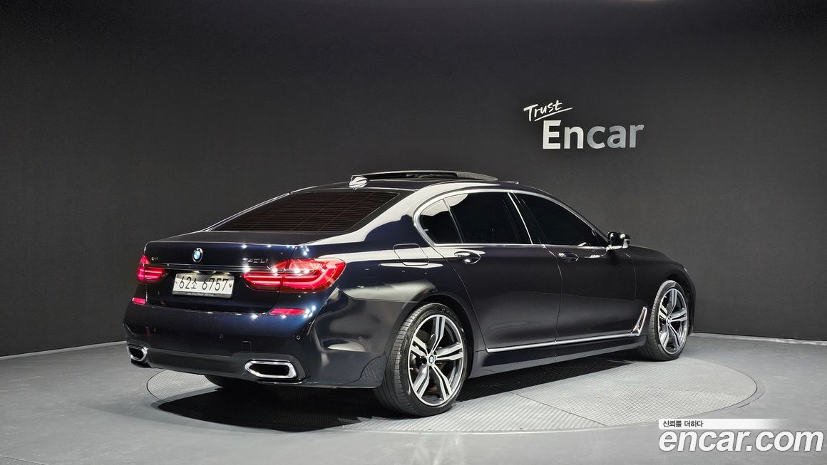 BMW 7-Series 2019