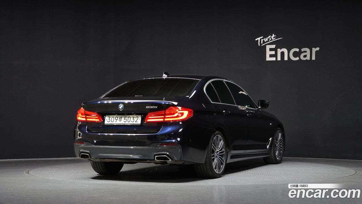 BMW 5-Series 2020