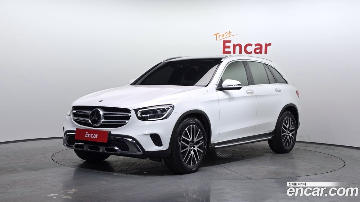 Mercedes-Benz GLC-Class 2021