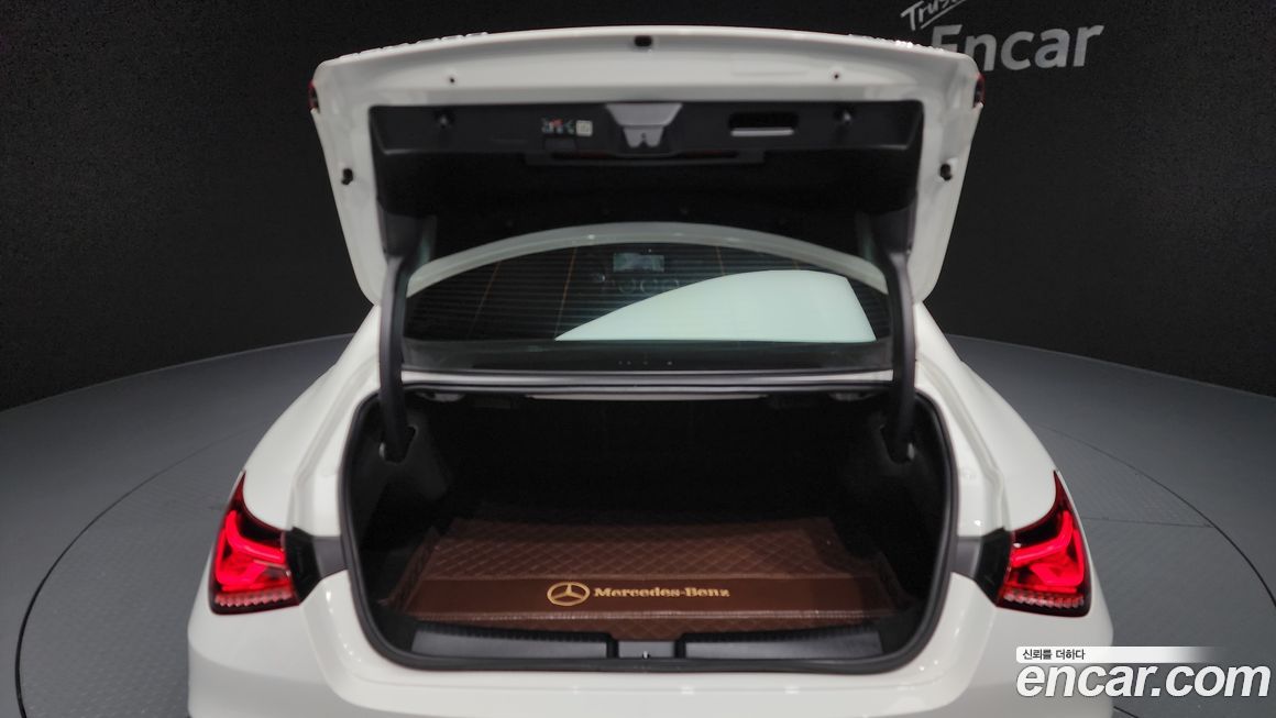 Mercedes-Benz CLA-Class 2023