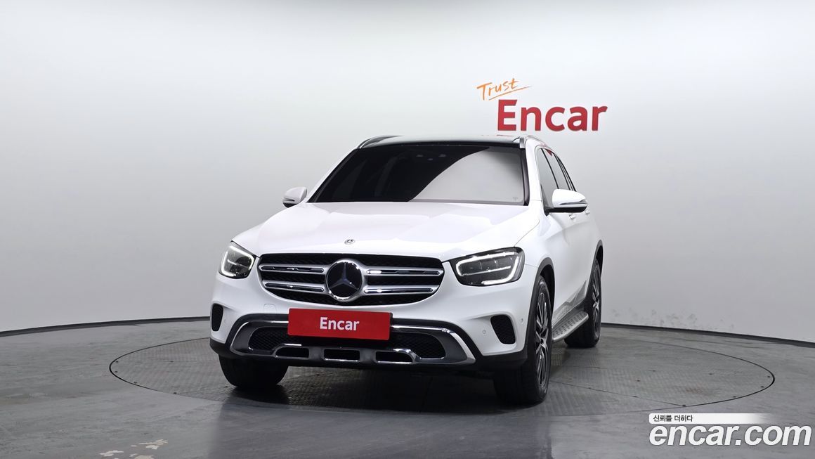 Mercedes-Benz GLC-Class 2021