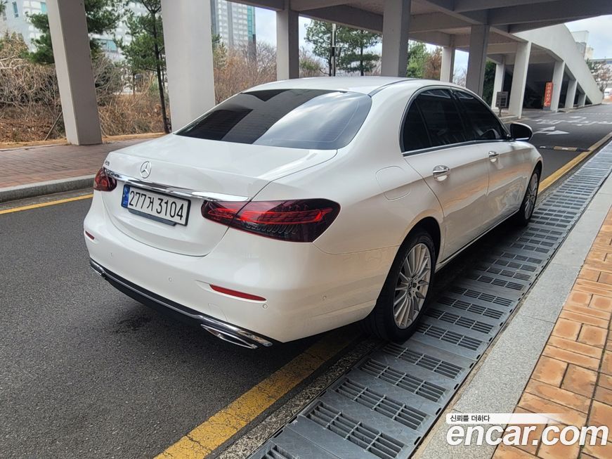 Mercedes-Benz E-Class 2023