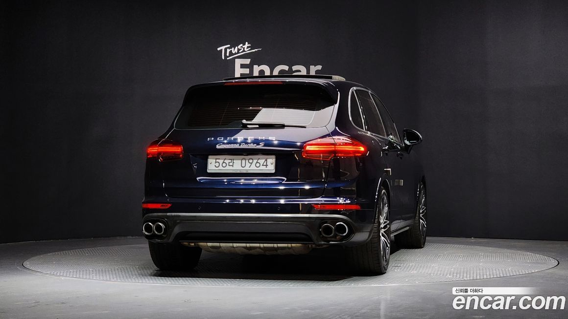 Porsche Cayenne 2016