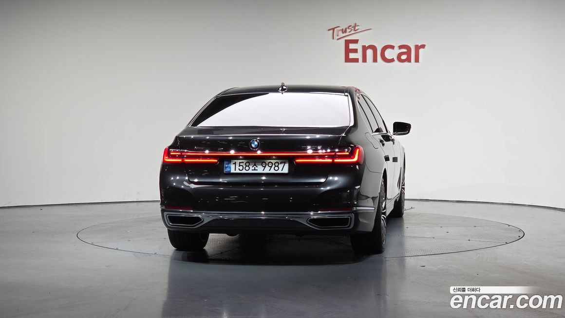 BMW 7-Series 2020